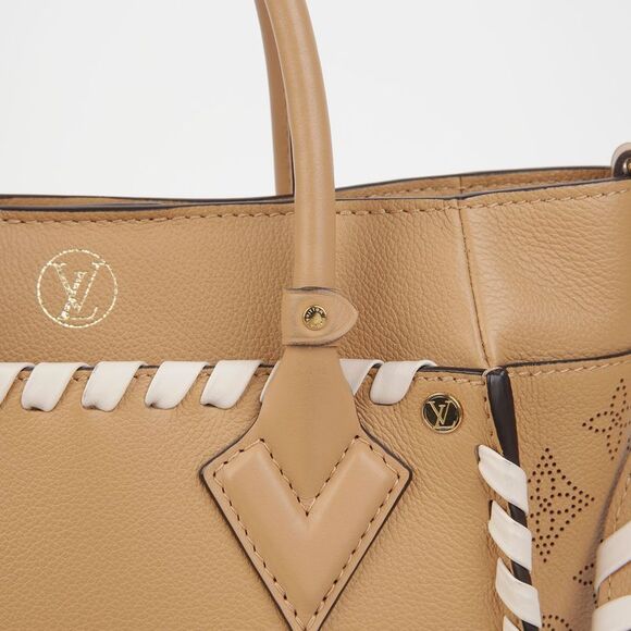 On My Side Pm Size Tote Shoulder Bag - Picture 6 of 10